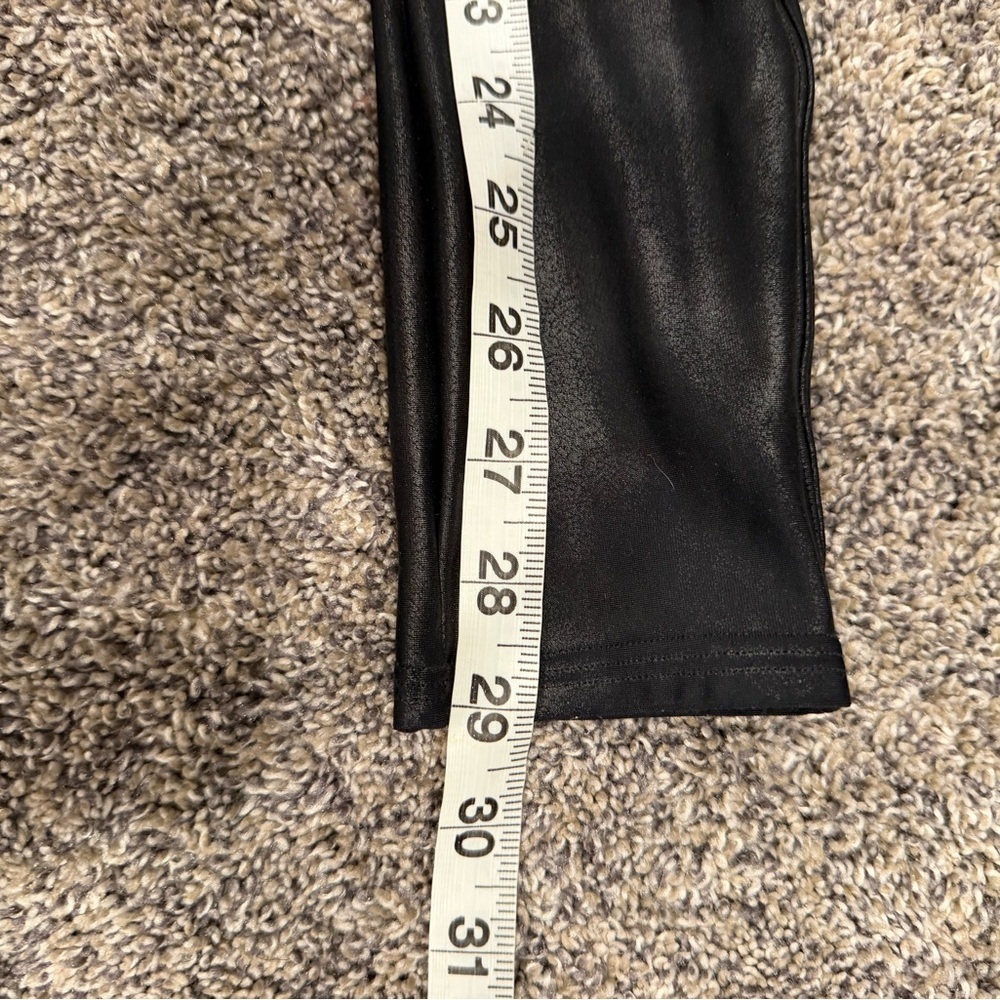 Spanx women’s high waisted shiny black leggings large EUC - Picture 5 of 5
